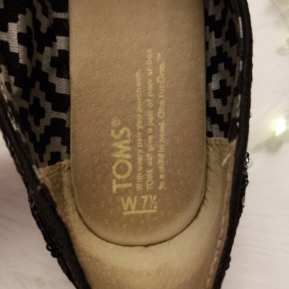 TOMS Classic Black Wedge Sequin Slip-ons - Picture 9 of 9